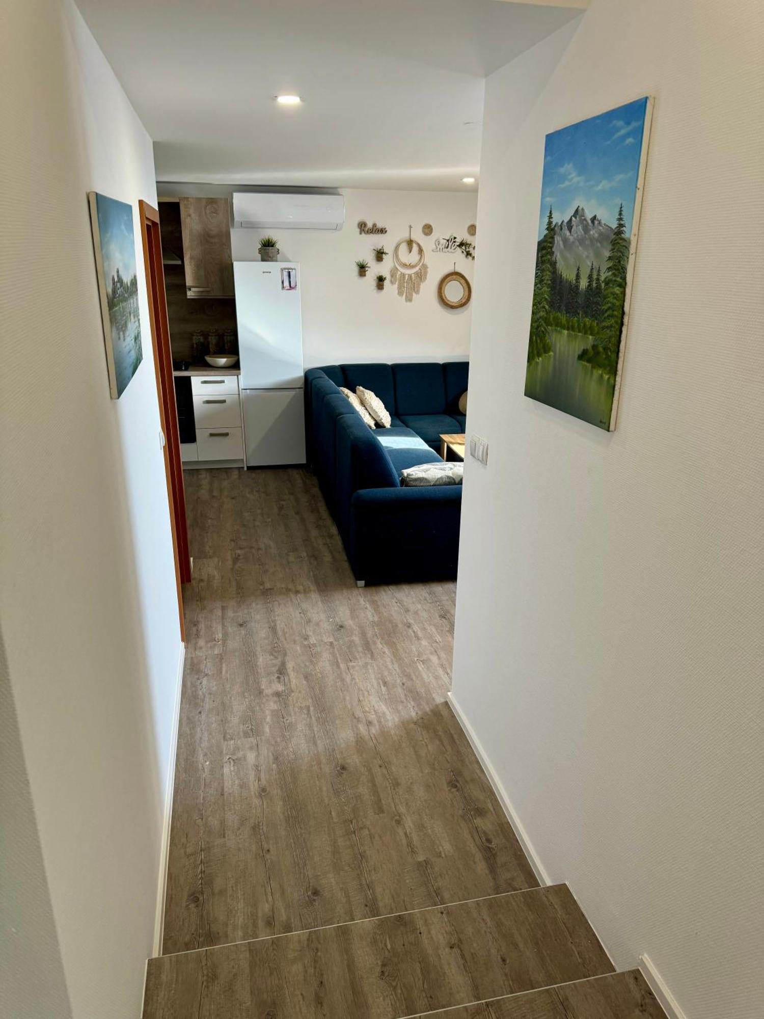 Sunny Oak Estate Daire Mengeš Dış mekan fotoğraf